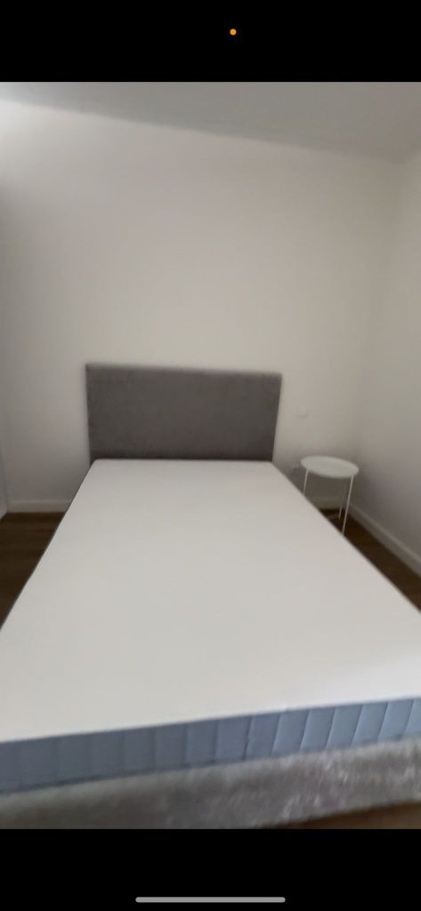 Quarto  Feminino  Duplo  / Mês Albufeira