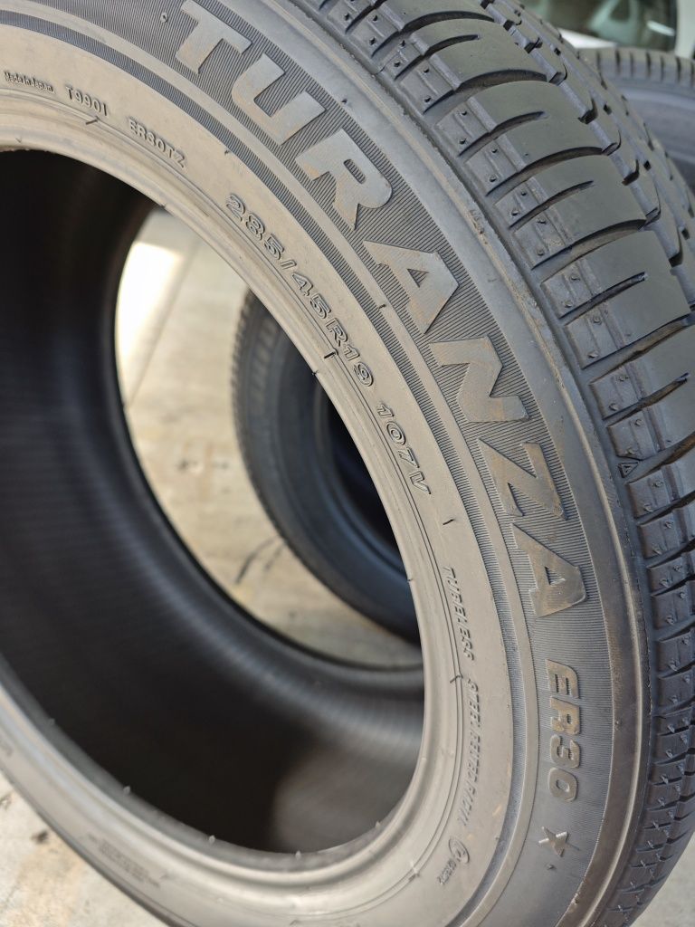 285/45/19 BMW X5