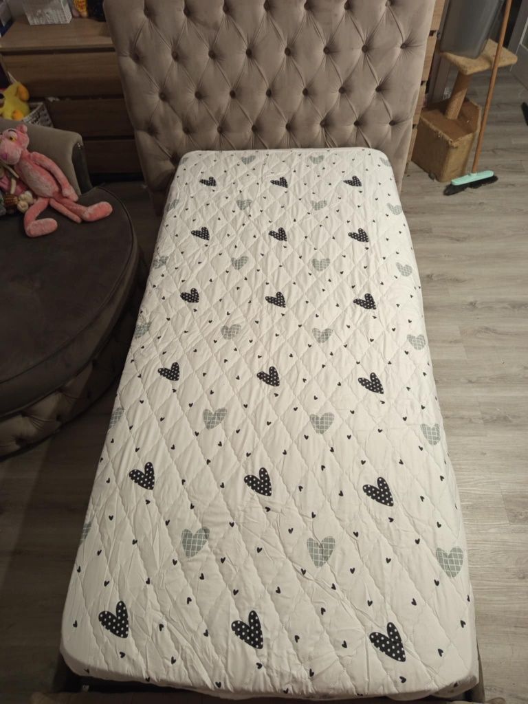 Łóżko tapicerowane 90x200 z materacem