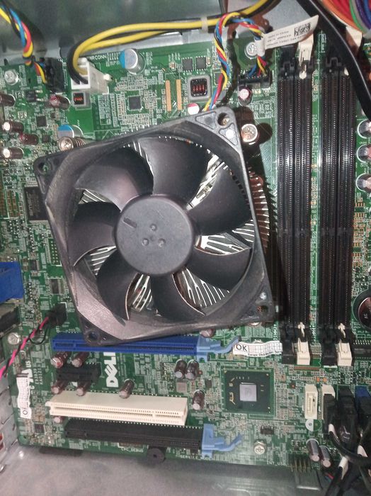 продам бу компьютерные системные блоки в наличии 2 шт