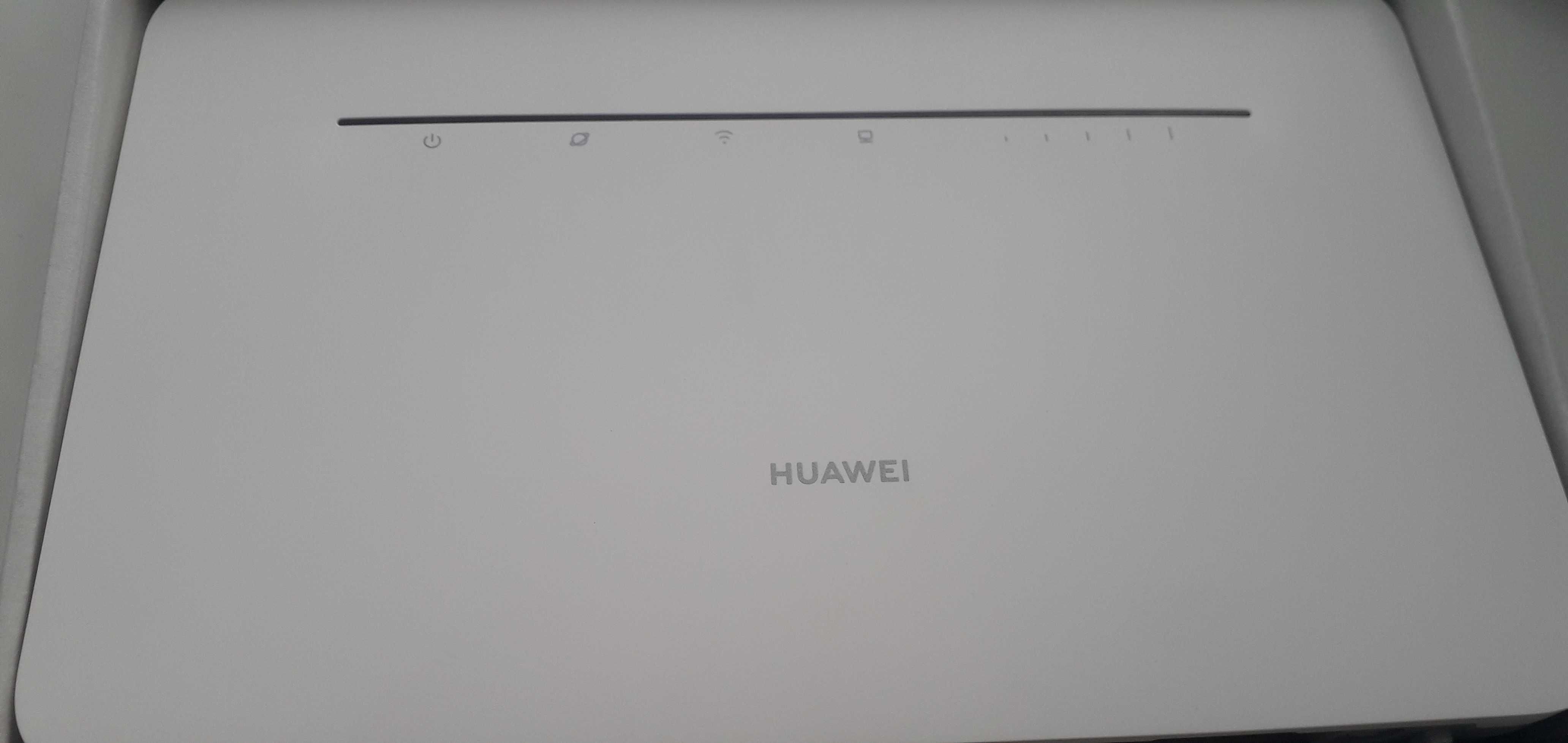 Huawei B535-232 (51060EEC) — 4G Wi-Fi роутер 802.11ac 2.4/5 ГГц