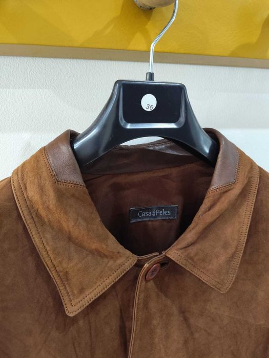 Casacos de pele da casa das peles