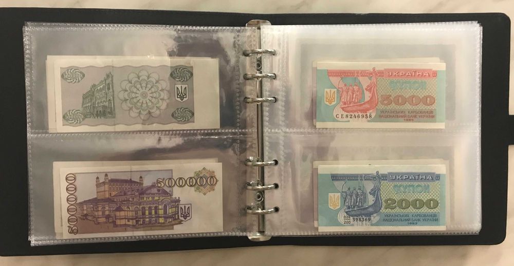 Альбом- банкноты Украины 1991-2005г., 38шт.