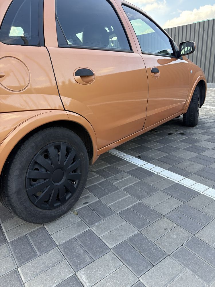 Автомобіль Opel corsa 2005