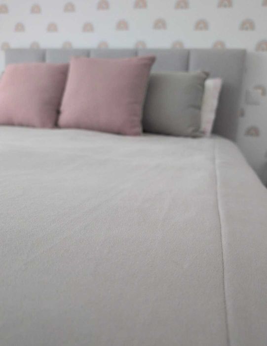 Bed Cover and Pillow Set