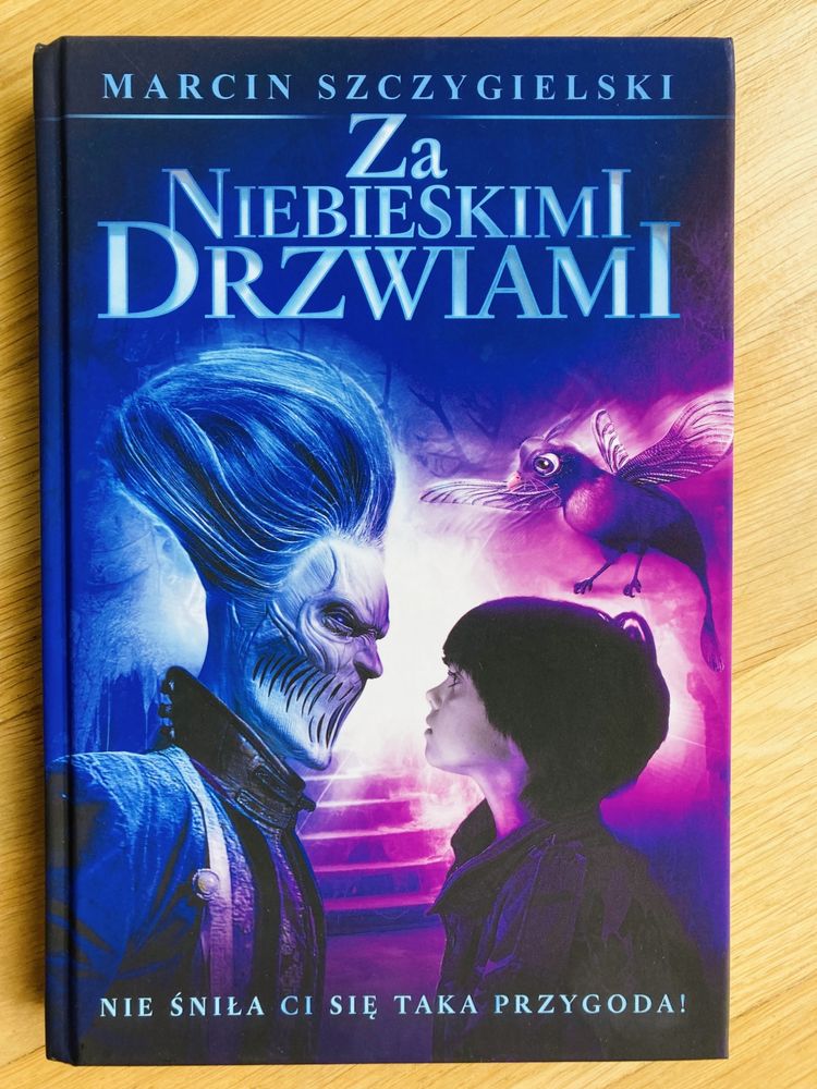 Szczygielski Marcin Za niebieskimi drzwiami- nowa książka