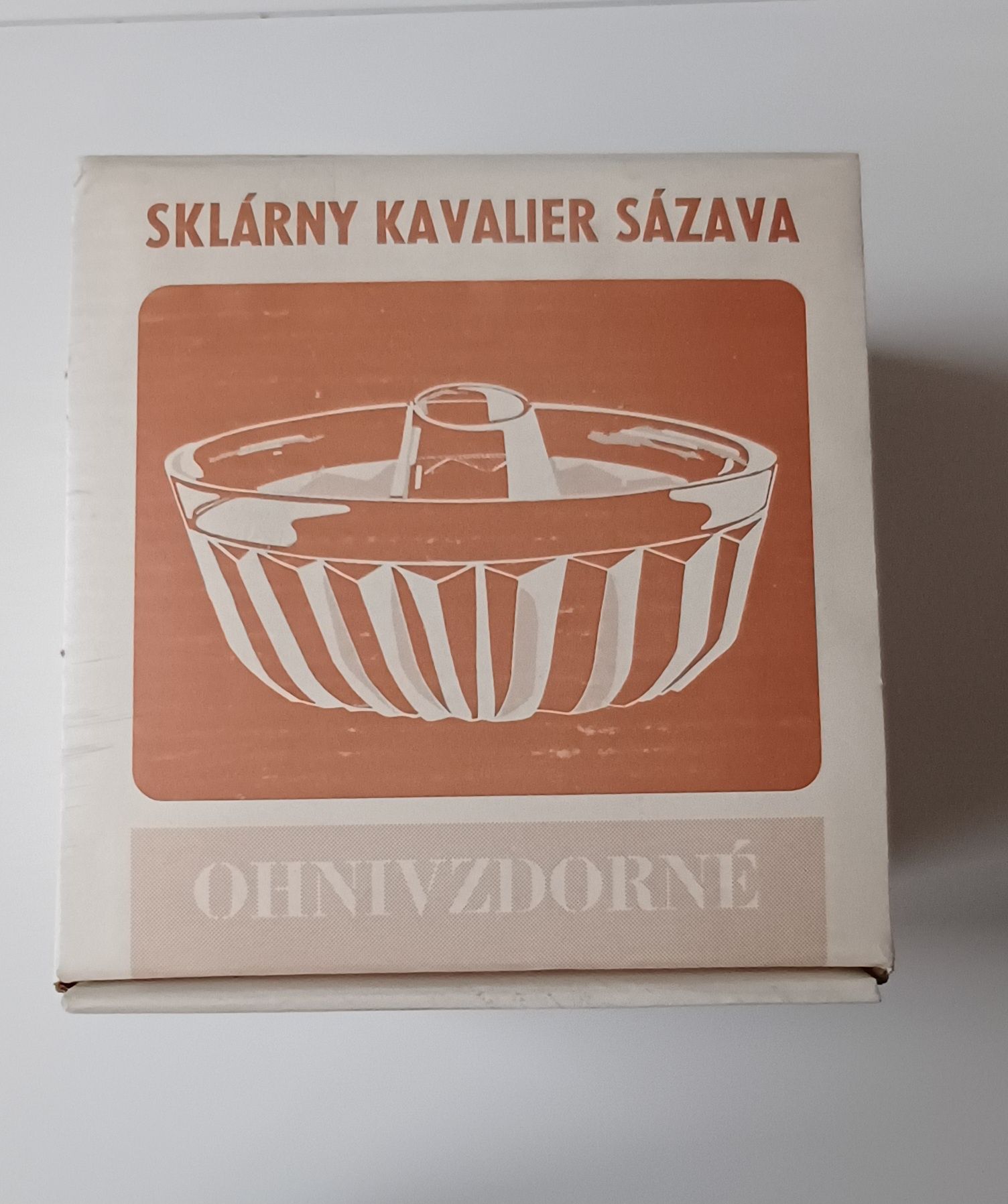 Szklana forma do babki