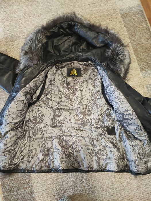Куртка кожаная М