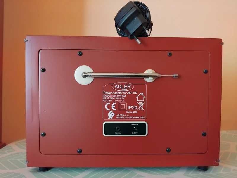 radio w stylu retro Adler