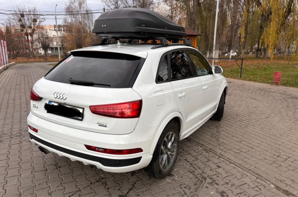 AUDI q3 2016 SLine, black edition