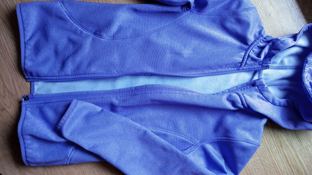 Bluza rozpinana z kapturem
