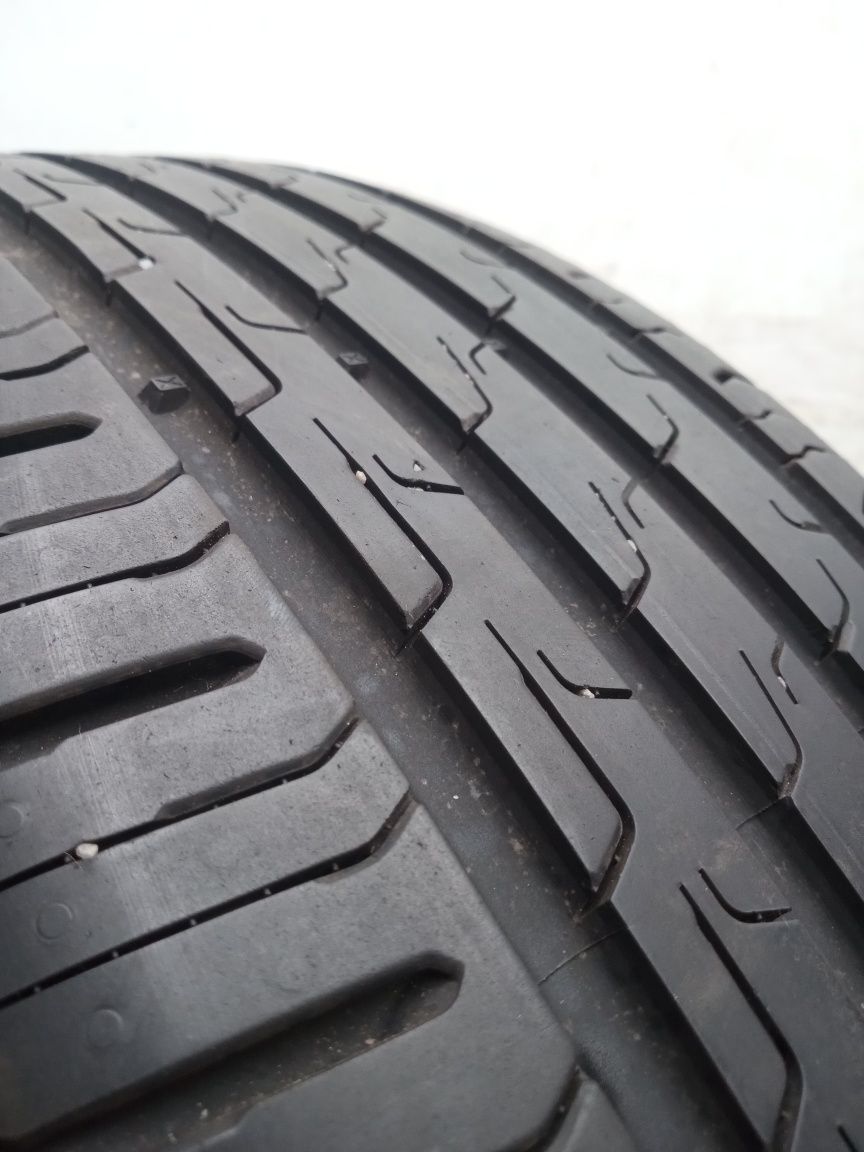 Opony letnie 215/65R17 Continental jak Nowe