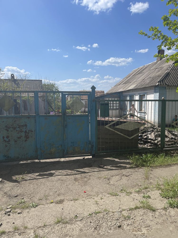 Продам будинок в селі Вільне (Червоний Шахтар)