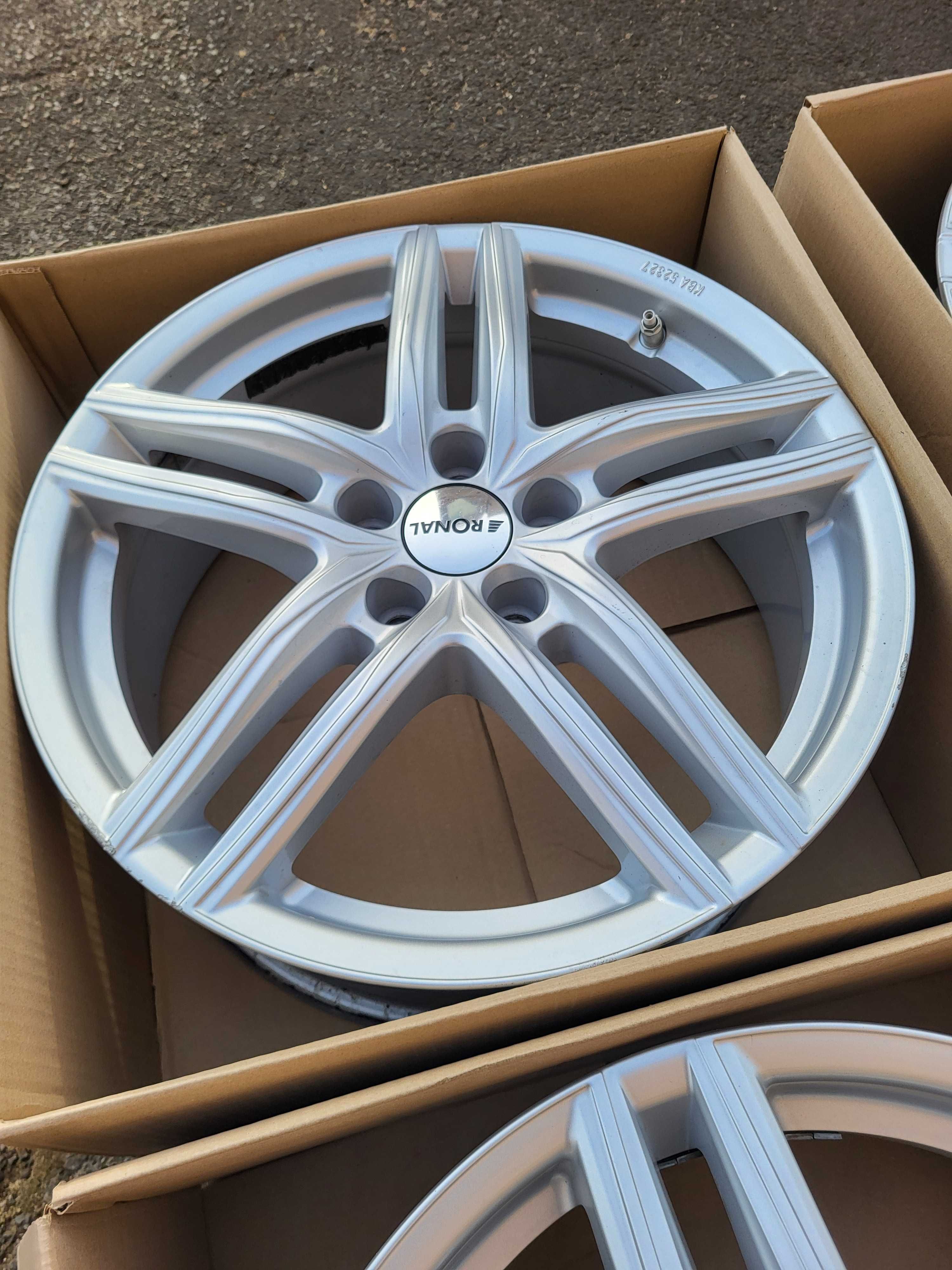 [56] 18 Cali 5x112 ET45 7J Felgi aluminiowe BMW Mercedes Audi