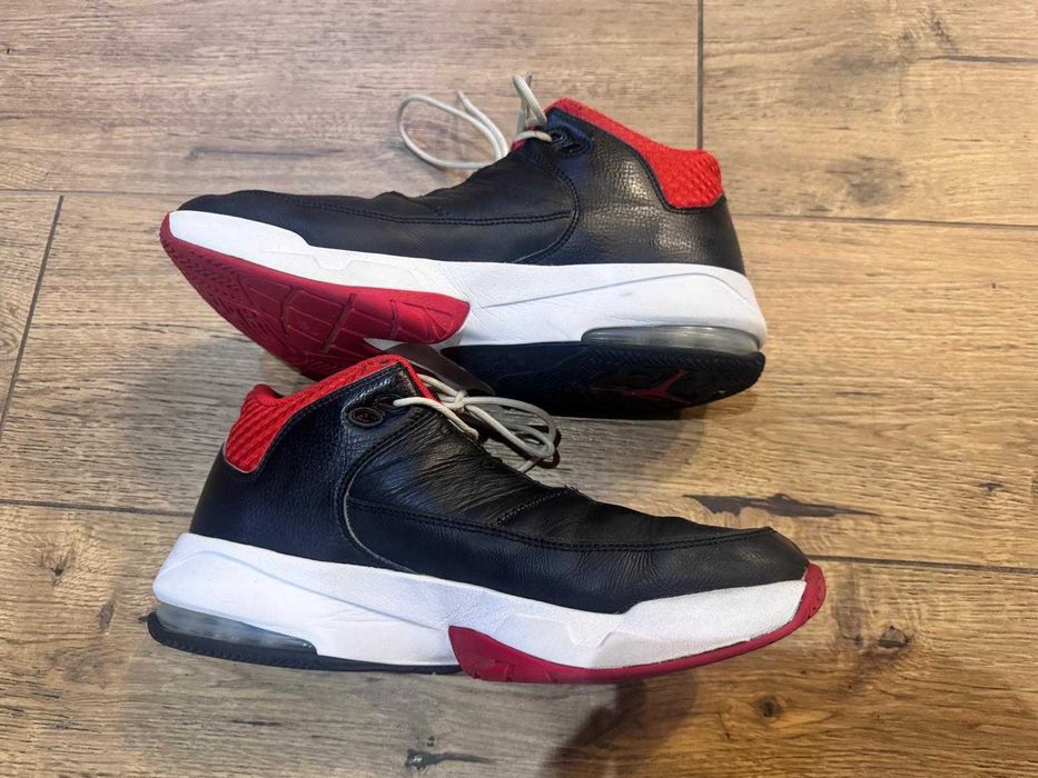 Jordan Max Aura 3 Bred