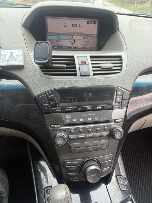 Продам Acura MDX