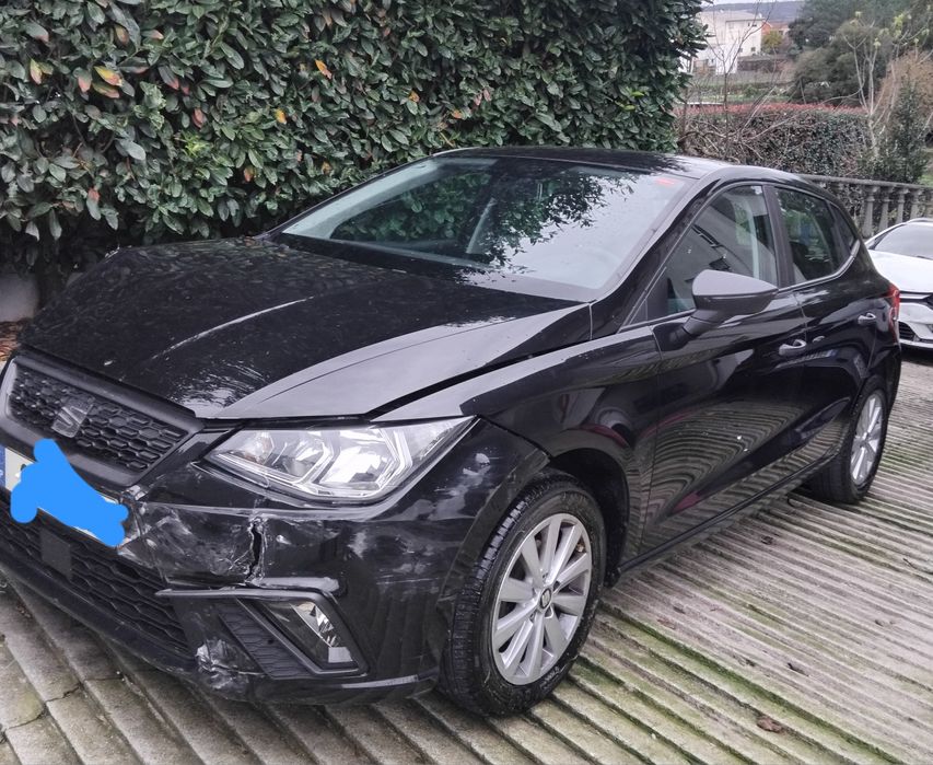 vendo seat Ibiza V 1.0 TSI 2018 nacional acidentado salvado