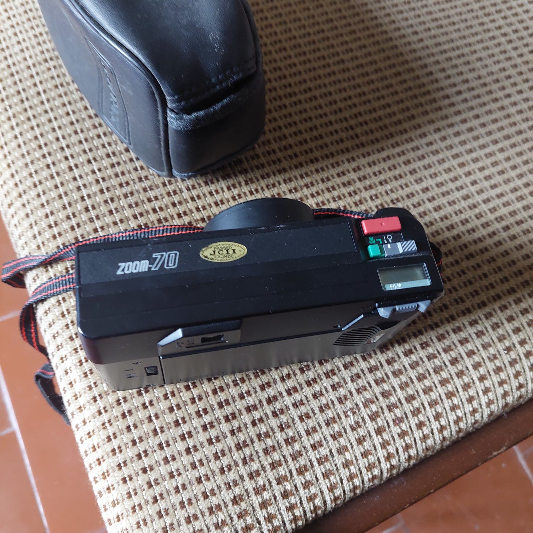 Maquina fotográfica Pantax com estojo