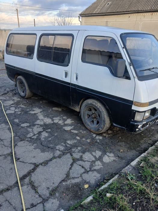 Продам бус исузу миди