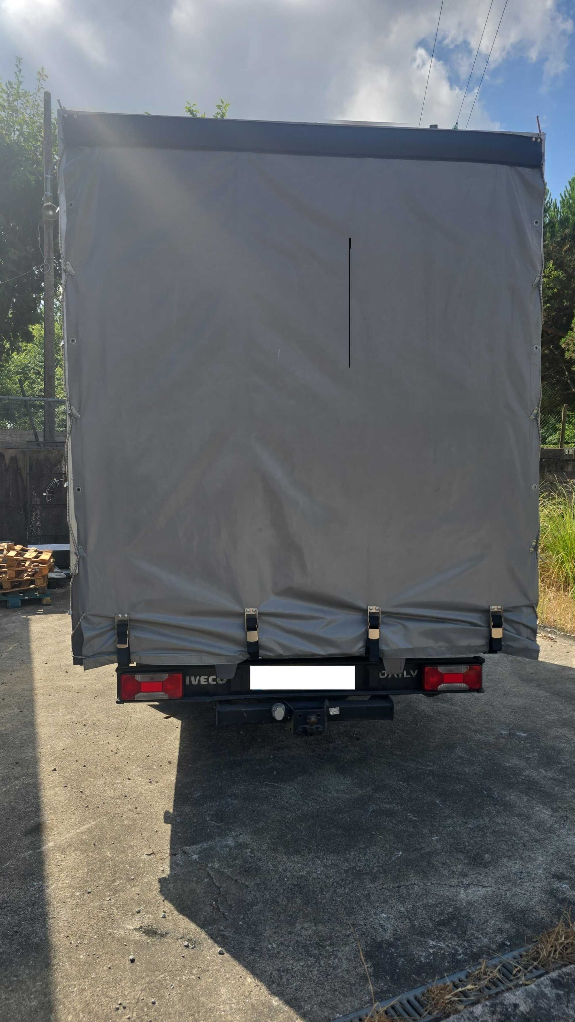 Iveco 35c15 3500 kgs 7 lugares
