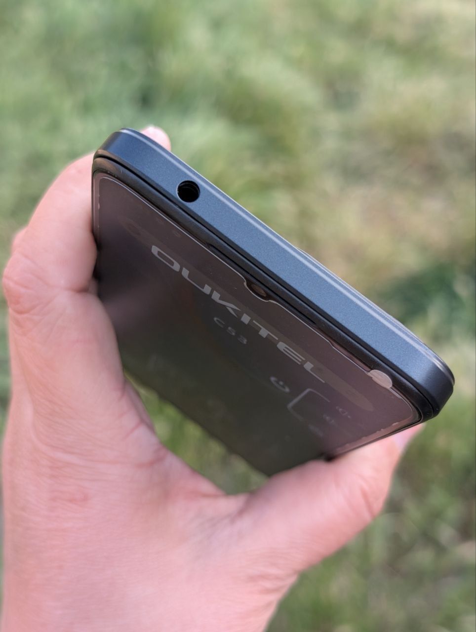 Oukitel c53 (4/64 абсолютно новый бюджетный)