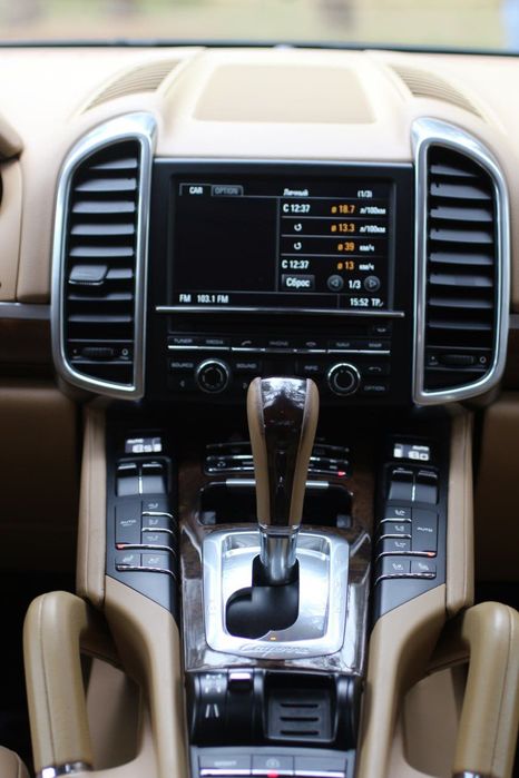 Porsche Cayenne 2011 3.6