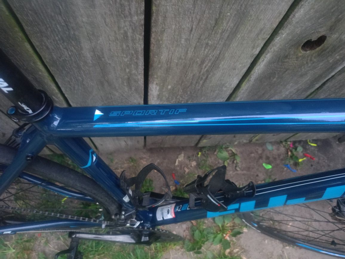 Rower szosowy Fuji sportif 1.7