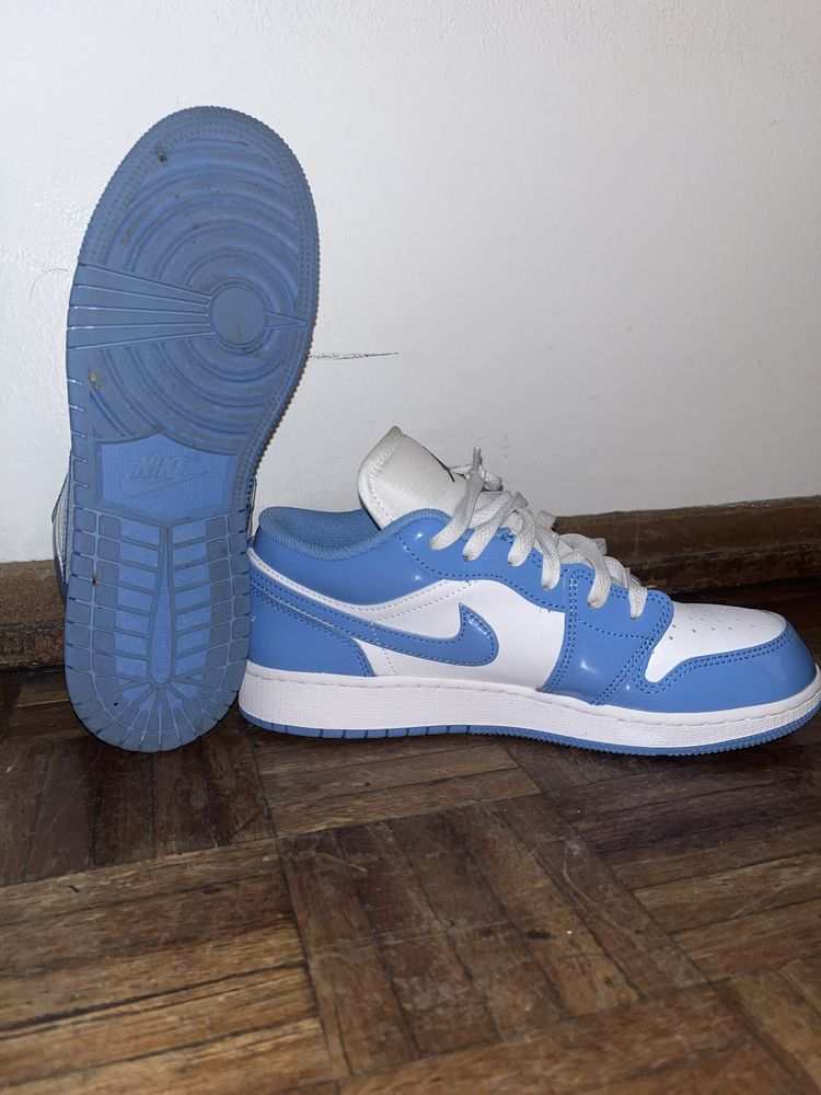 Air Jordan Retro 1