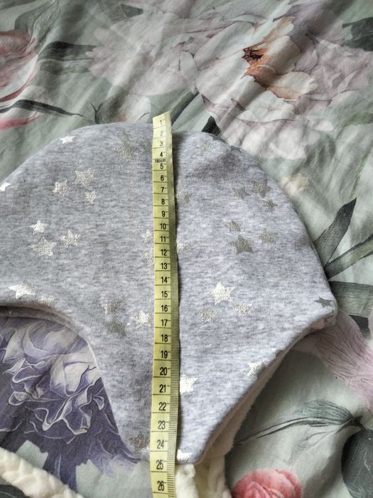 Новая зимняя шапка на девочку 5-6-7 лет