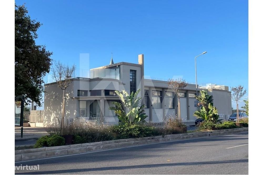 Oportunidade Exclusiva: Edifício PT Estoril - Investimento de Prestígi