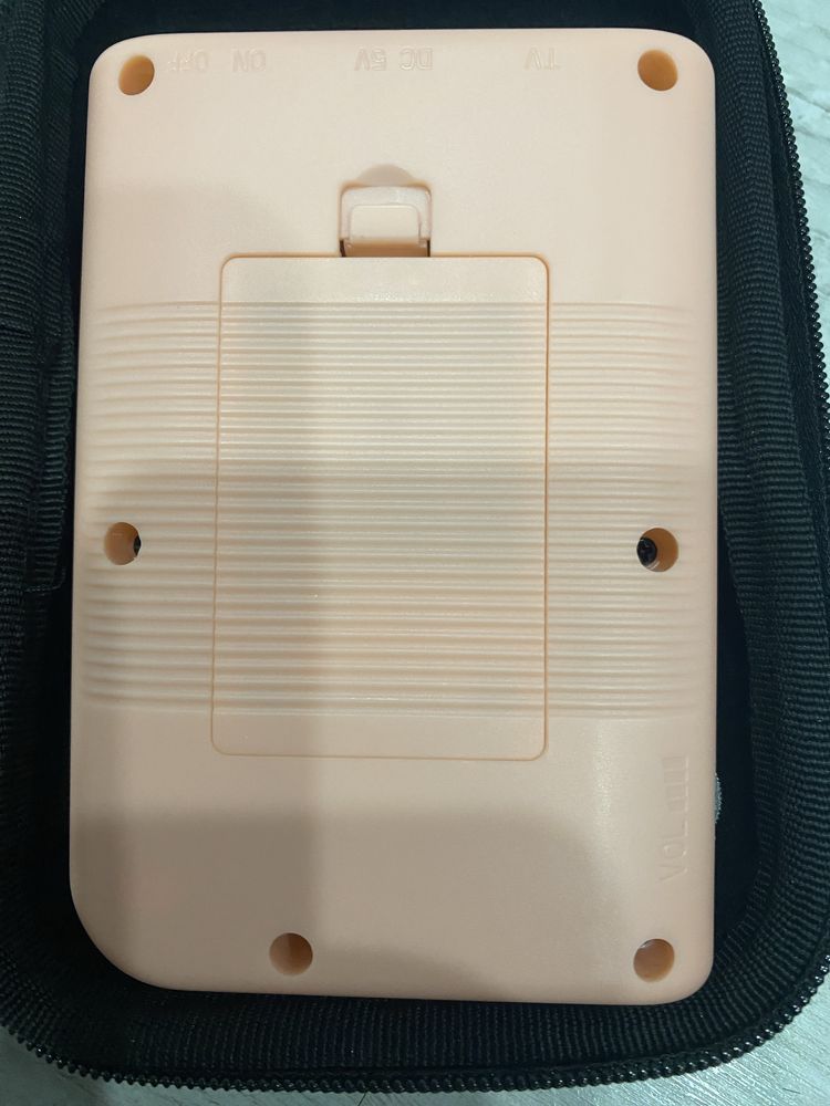 Consola Portátil LCD 3” com 400 jogos + Bolsa