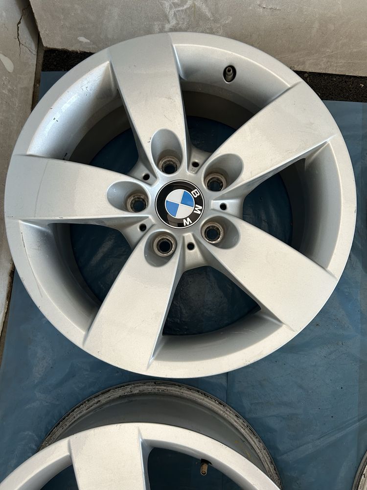 173 Felgi Aluminiowe ORYGINAŁ BMW R 16 5x120 otwór 72,5 Bardzo Ładne