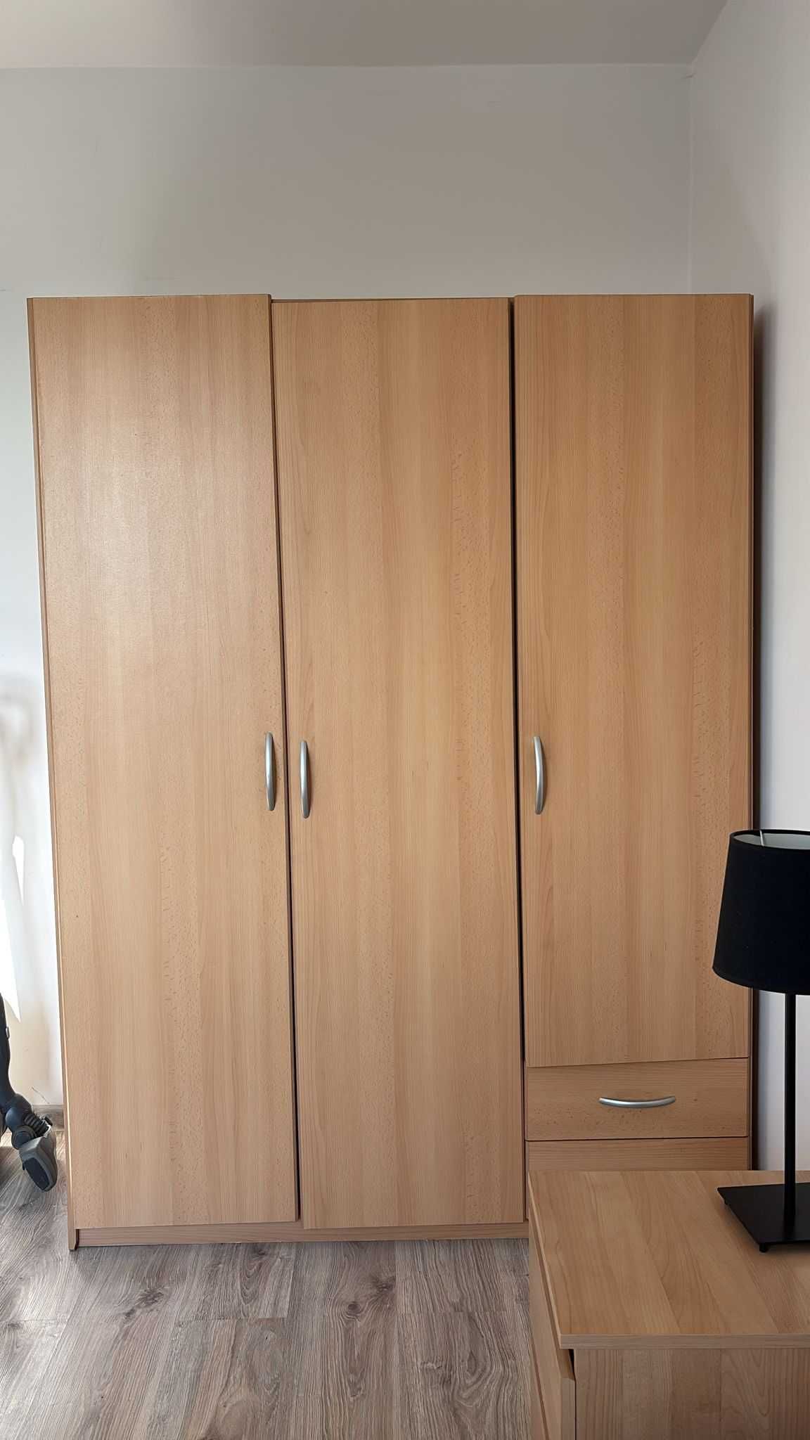 szafa  -  stan dobry, odbiór tylko 6 lub 11 sierpnia