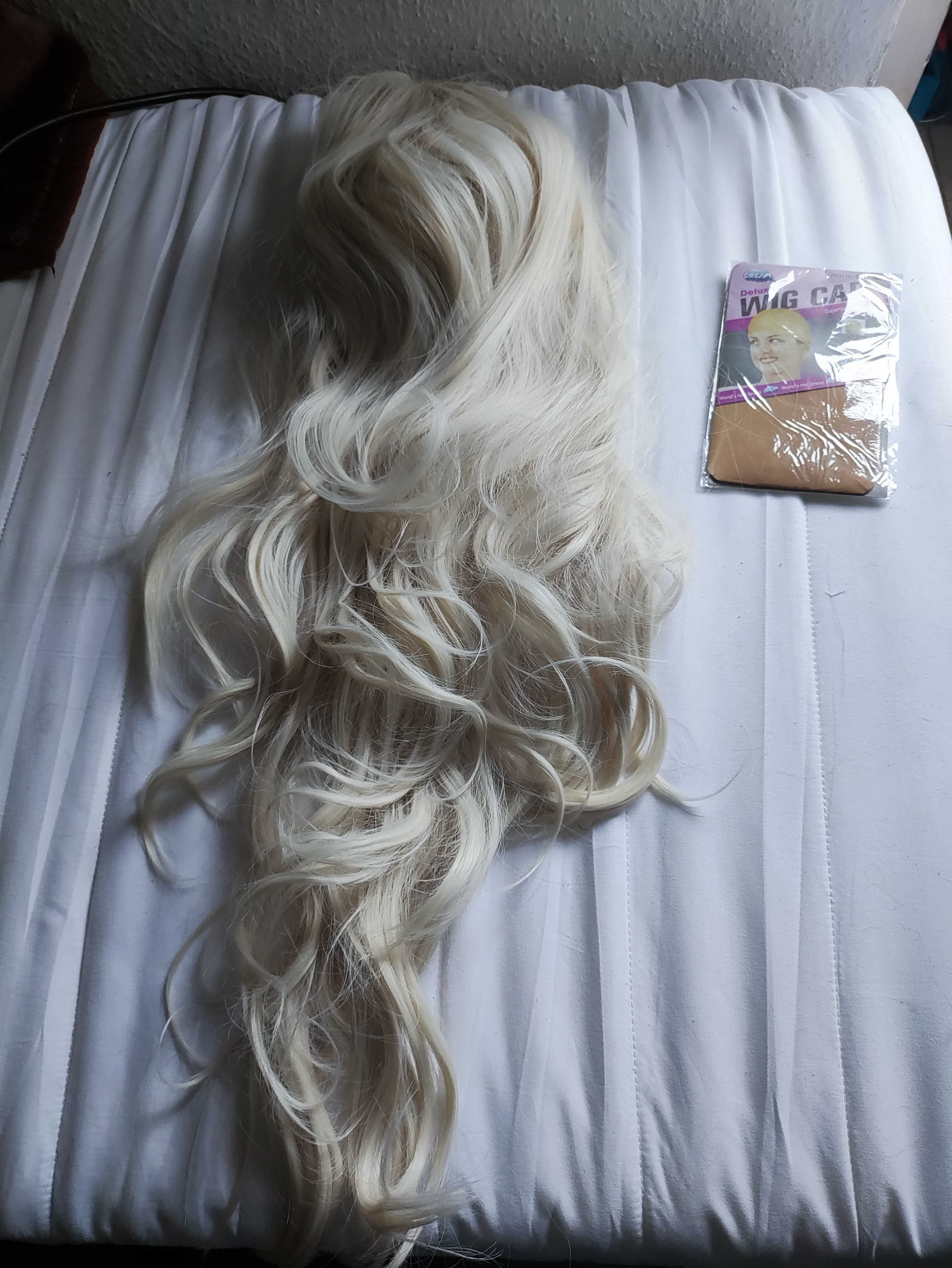 Peruka Jasny Blond Włosy Długie 80cm loki