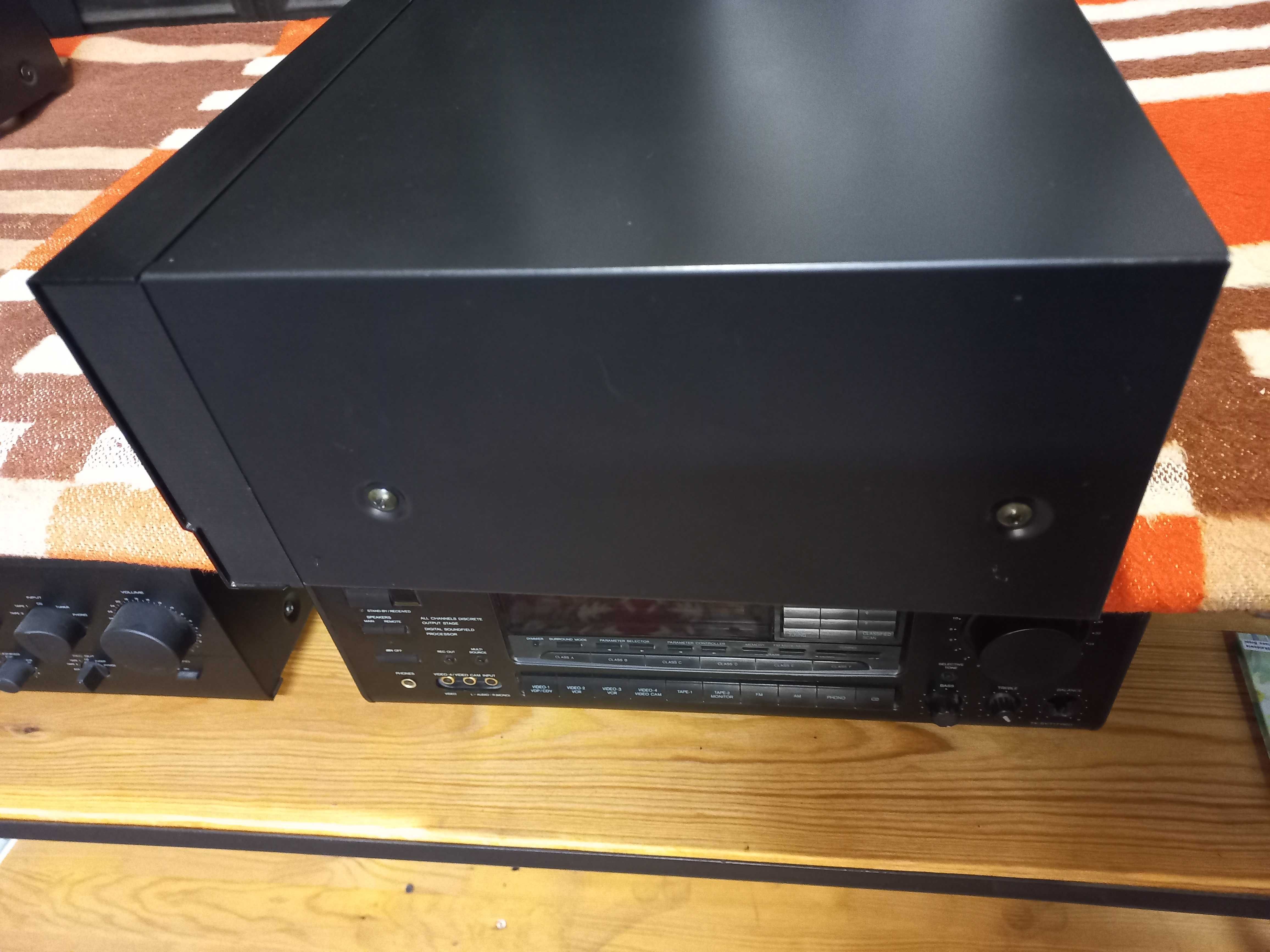 magnetofon denon DRM 700 A