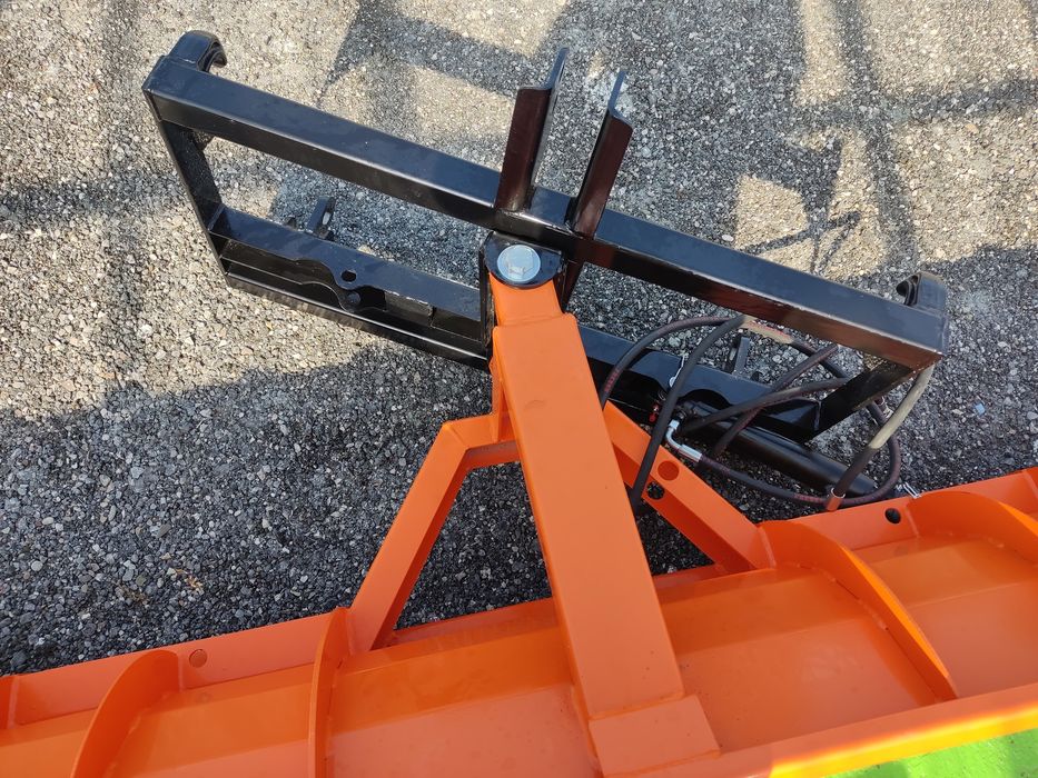 Prosty pług do śniegu spychacz 1,5-3,0  euro tuz tur wózek widłowy