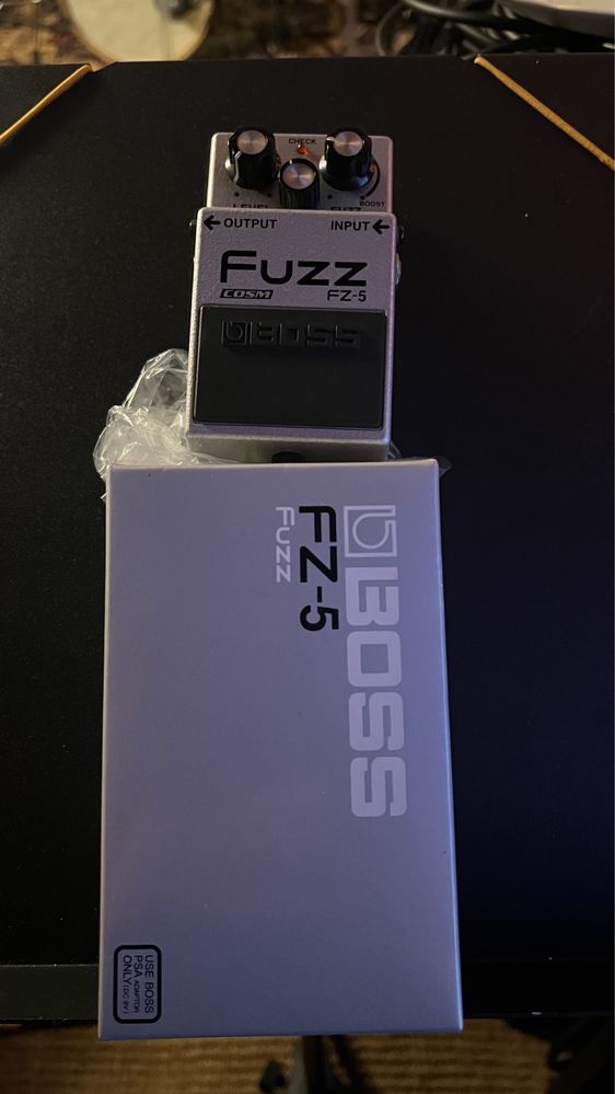 Pedal Boss FZ-5 Fuzz