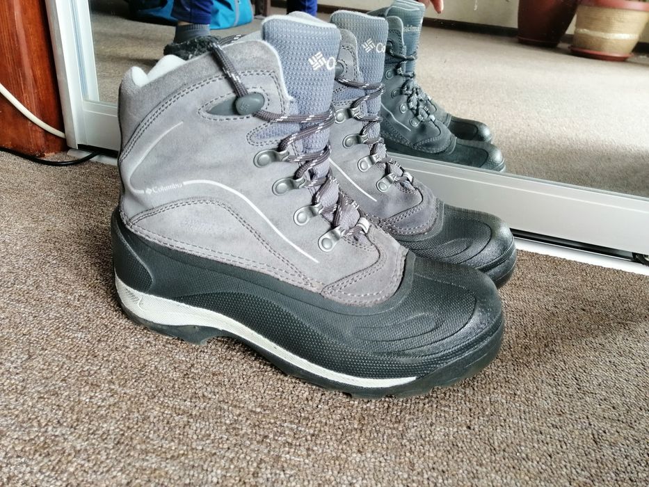Columbia 37,5-38 р. черевики для трекінгу  жіночі