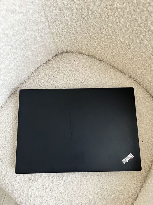 Lenovo thinkpad T470s 4g sim i5-7200u 8/256gb 14”FHDips