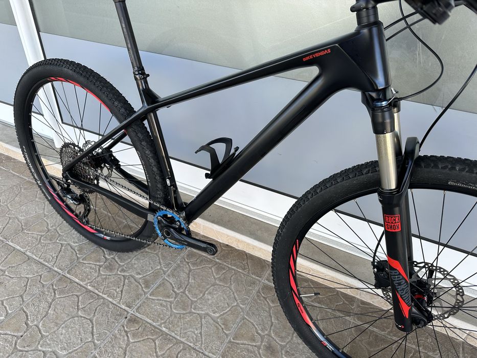 Bicicleta de BTT em Carbono 29