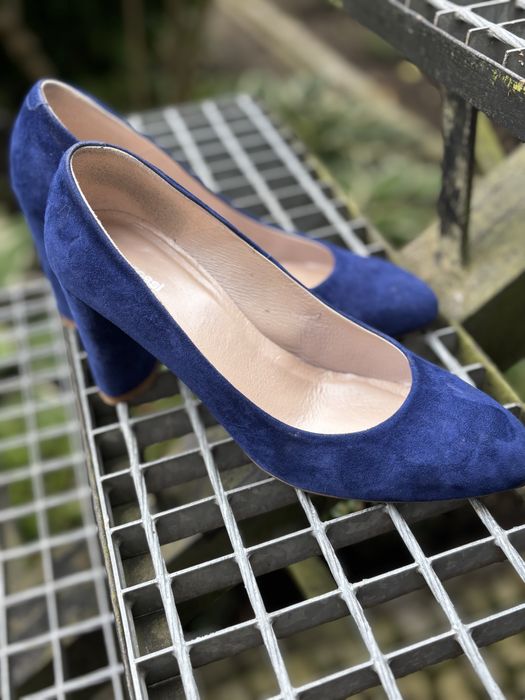 Buty Gino Rossi na obcasie