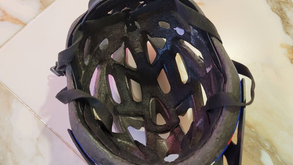 Шолом для дорослого велосипедиста