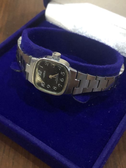 Zabytkowy zegarek damski radzieckiej marki Yanka Ussr Vintage