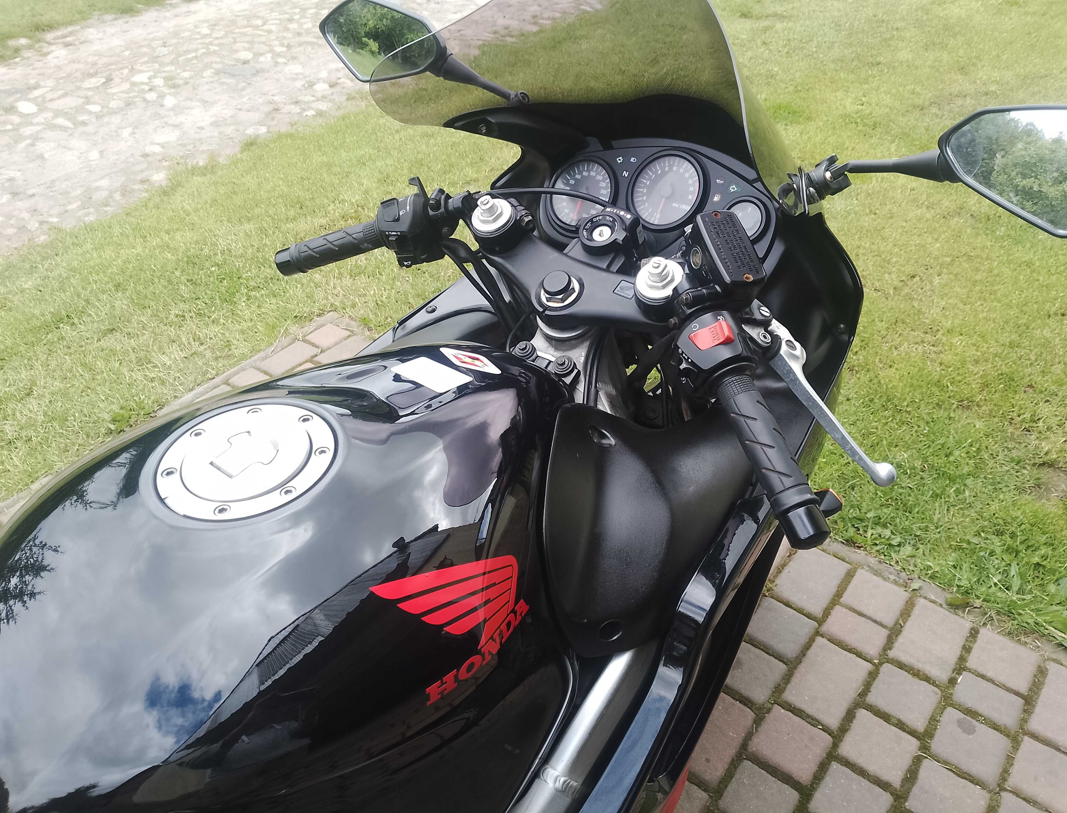 Honda CBR 600 F4 F4i 37Tkm serwisowany A2 nie,Jak Nowa