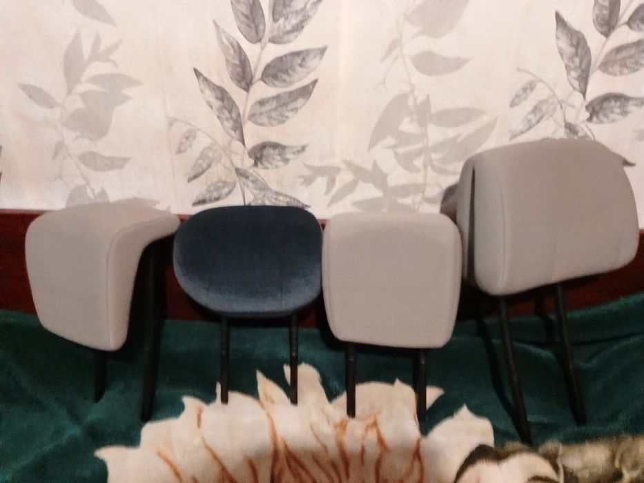 Подголовники на Рено сценик 2