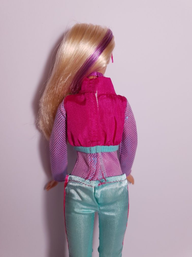 Lalka barbie mattel snowboarder