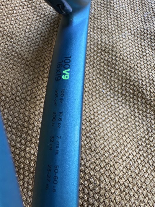Wilson blade 100 v9 16x19