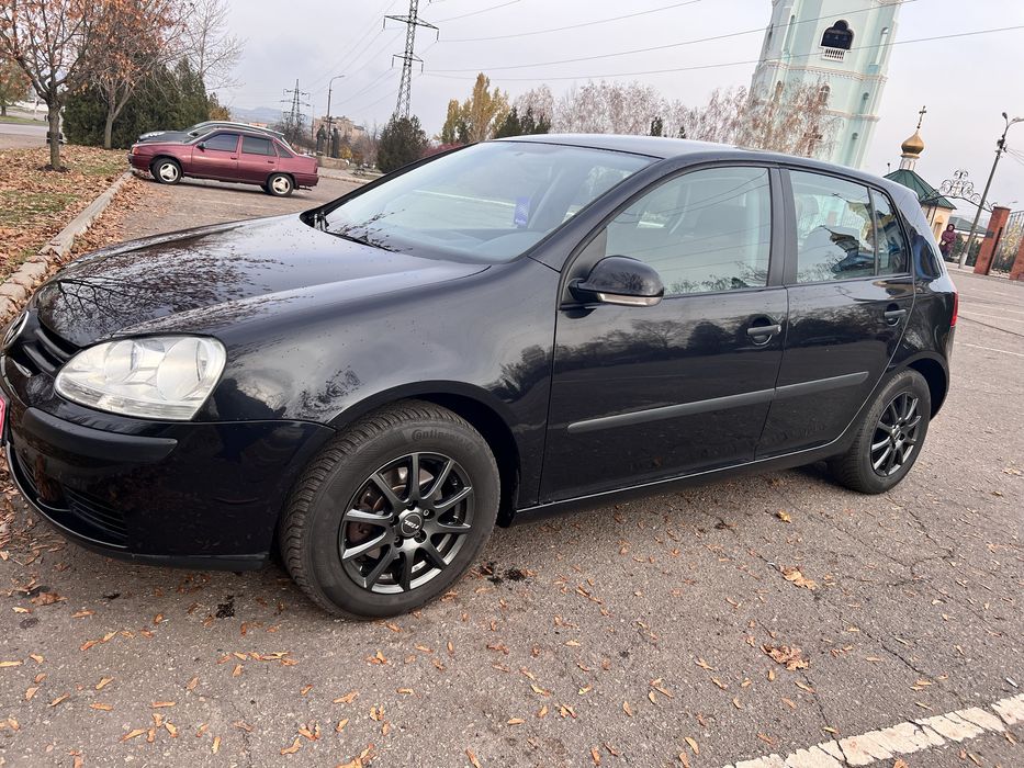 Продам Volkswagen Golf пятого покоління