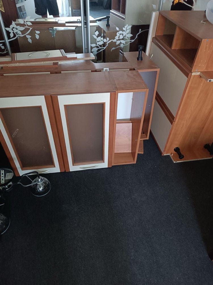 Продам кухню, нову