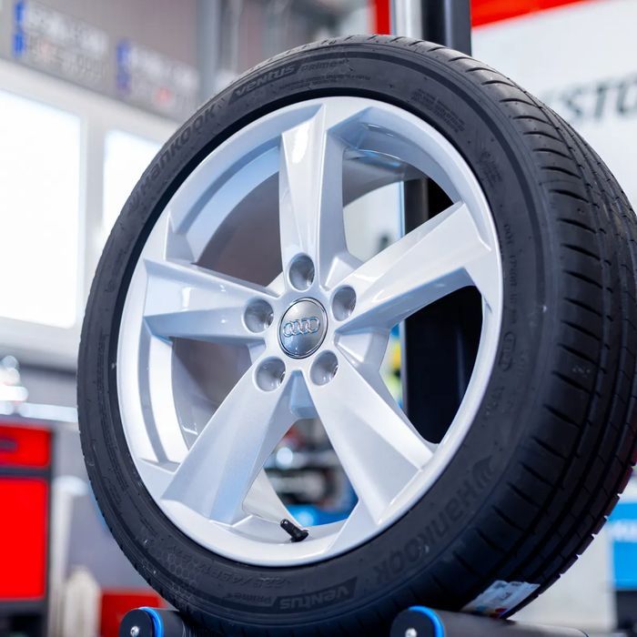 NOWE ORYGINALNE Felgi Audi 17" A3 A4 A6 A8 Q2 Q3